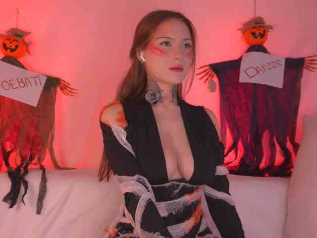 -lunafever- cam profile
