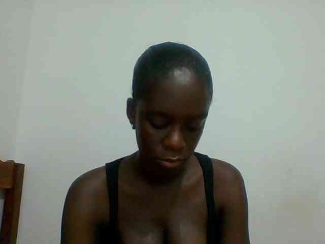 chocolateaa cam profile