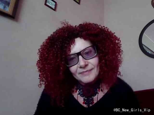 christinered cam profile