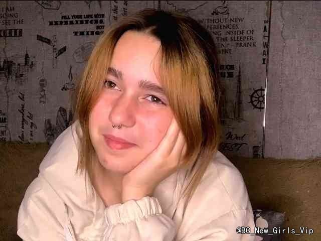 emilyanderl cam profile