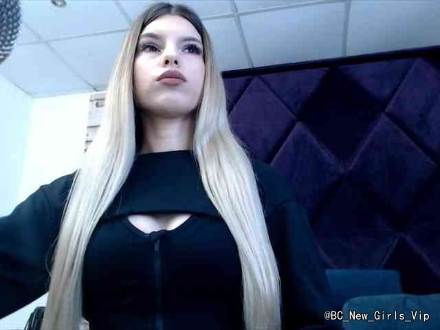 LauraineMisti cam profile