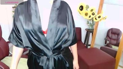 ana_milf cam profile