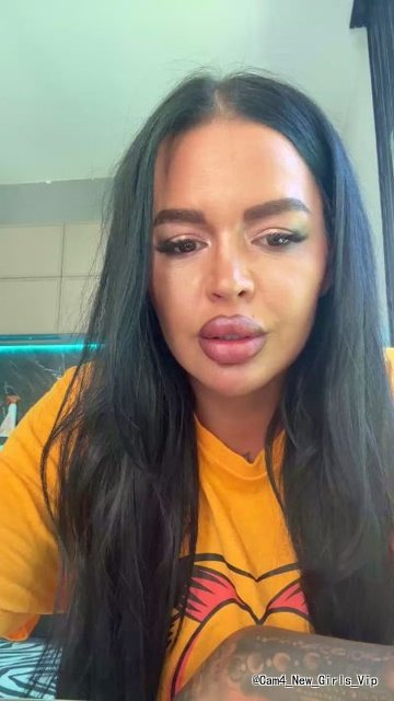 ChanelleAnne cam profile