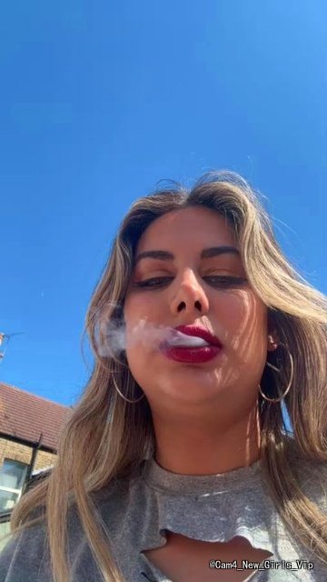 Exotic_Raynauk live stream