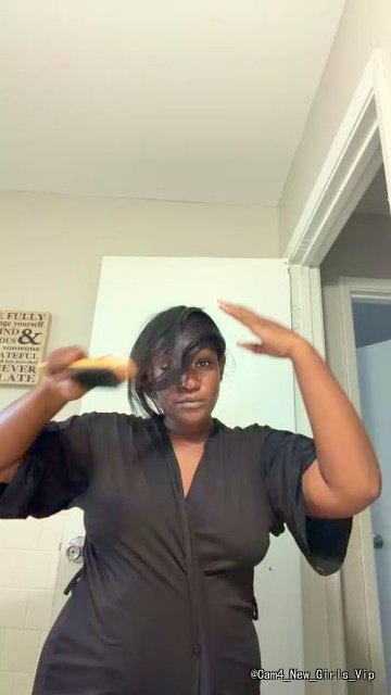 FatNeeds live stream