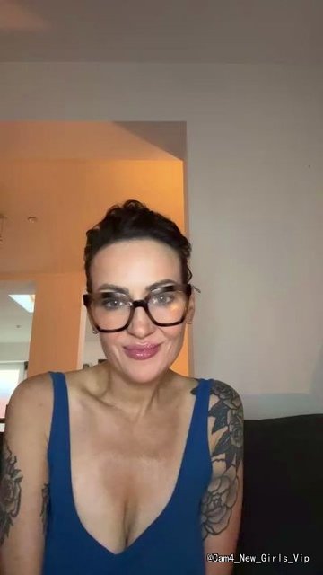 RoxyLaneMedia live stream