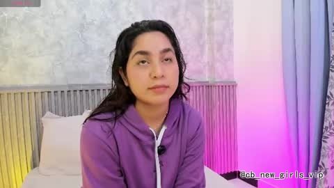 auroragold__ cam profile
