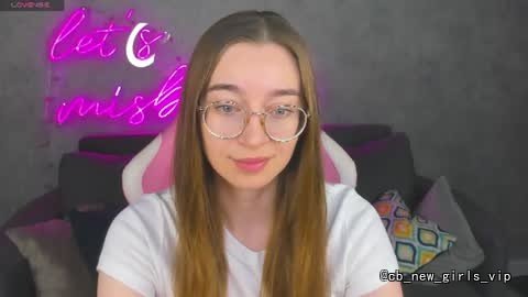 lucyy_green cam profile