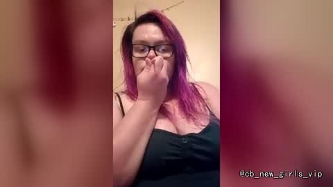 mikamika_ cam profile