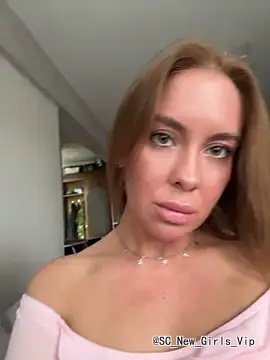 -Ashley_Stone- live