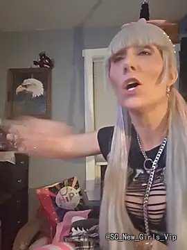 beautifulbustyblonde cam profile