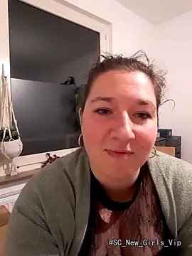 BigBoobMayaa cam profile