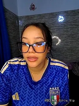 Fabianag_28 cam profile