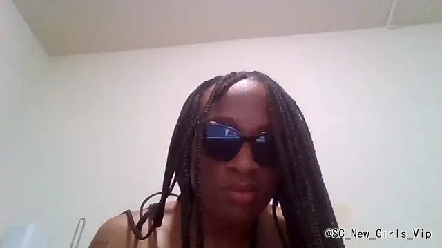 FeliceNichole cam profile