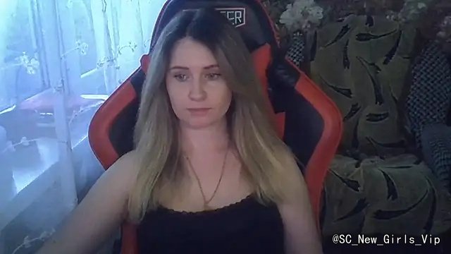 KiraKisskiss cam profile