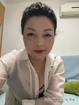 Luckylilyss cam profile
