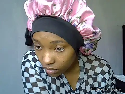pretty_jaz cam profile