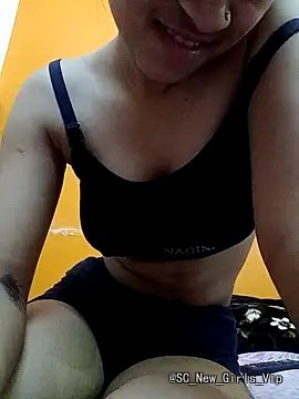 rashmihotstudent cam profile