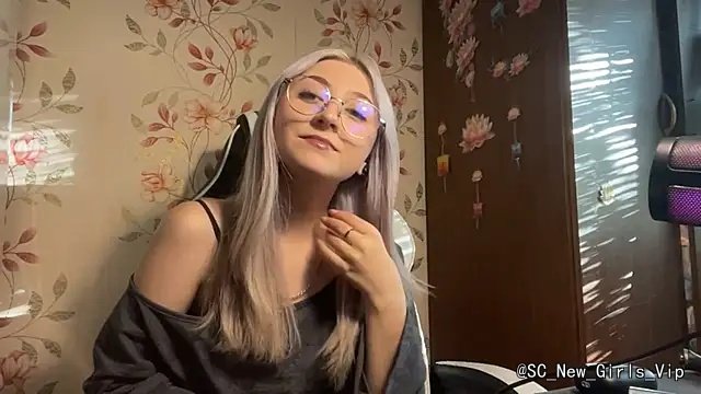 WhitePowerGirl cam profile